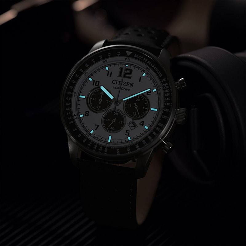 Relógio Clássico Masculino Cronográfo Pulseira de Couro Preto Citizen Eco Drive - (Última Oportunidade)