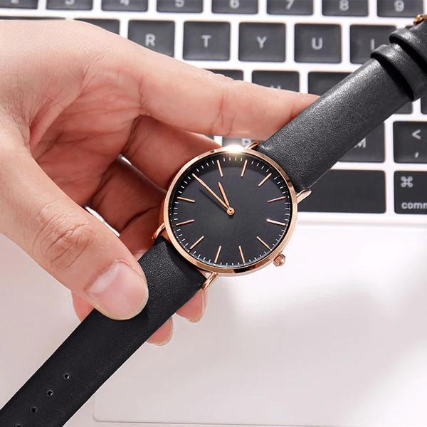 Relógio Minimalista Preto e Dourado Pulseira de Couro Murrey 40mm